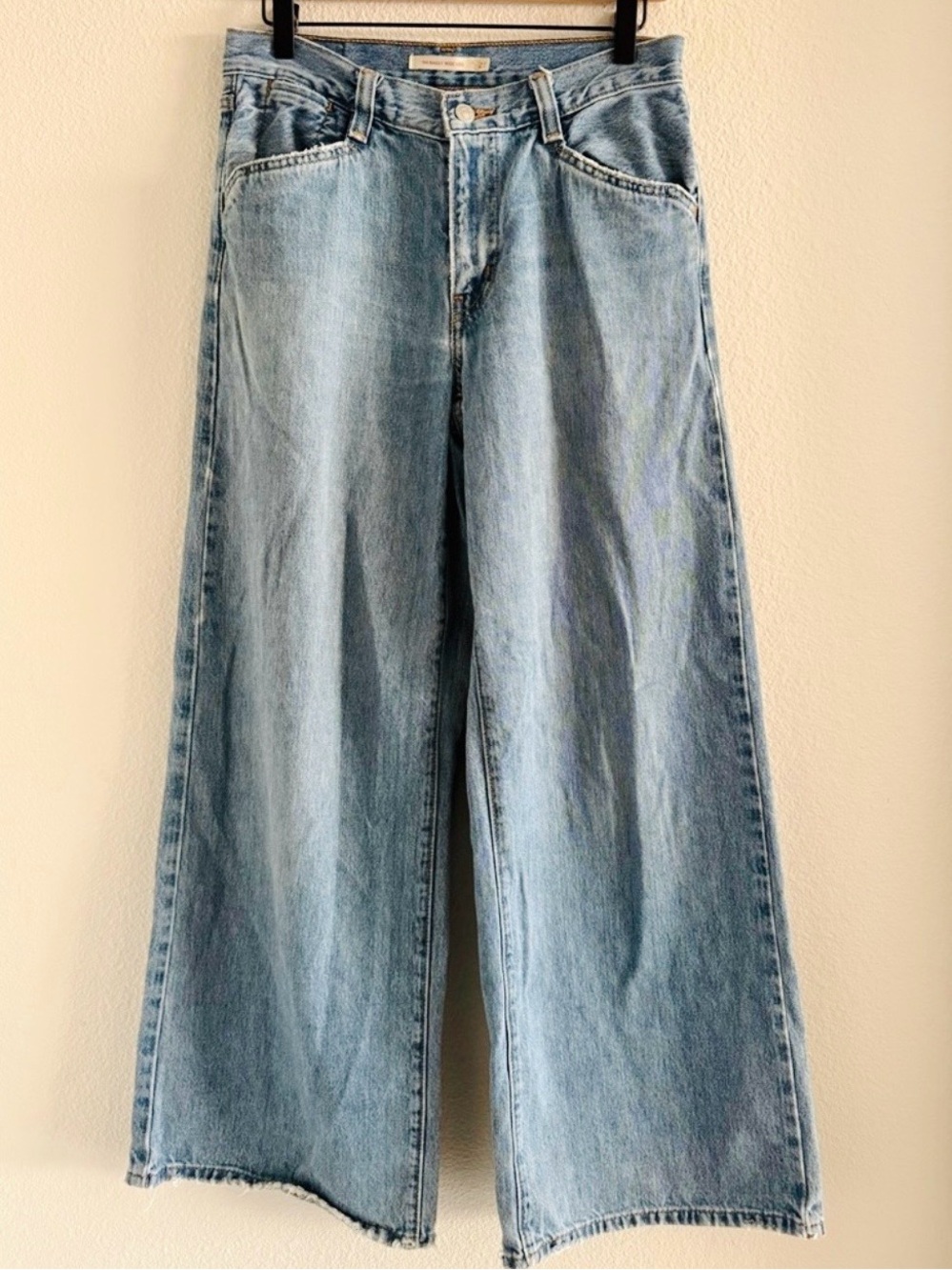 Women's Levi's 94 Baggy Wide Leg Jeans Size 27 - Picture 2 of 7